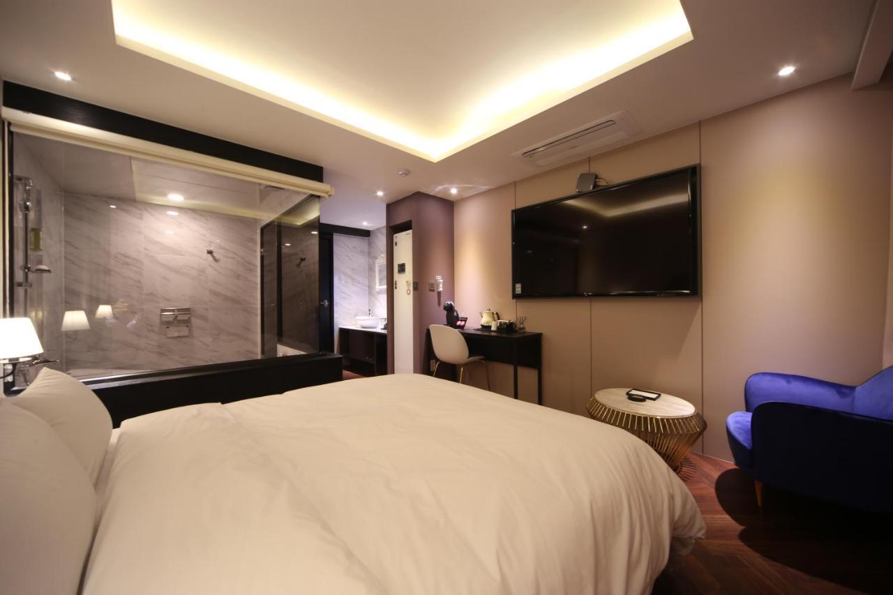 Hotel French Code Myeongji Пусан Екстер'єр фото