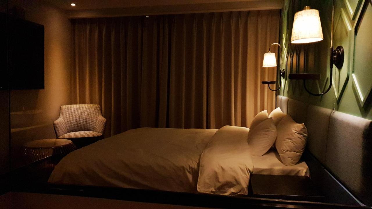 Hotel French Code Myeongji Пусан Екстер'єр фото